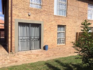 4 Bed Townhouse in Annlin
