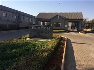 2 Bed Townhouse in Cloverdene