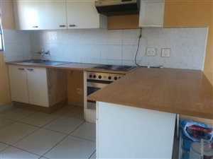 2 Bedroom Simplex in Veld En Vlei