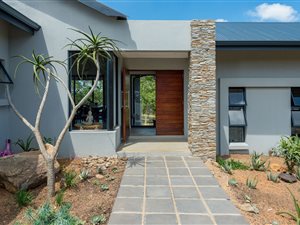 4 Bed House in Wild Fig Estate