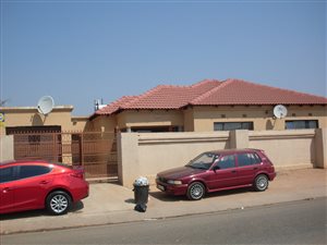 3 Bed House in Esselenpark