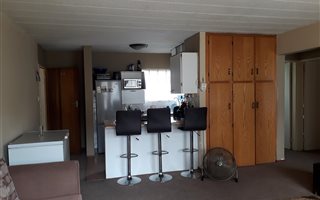 2 Bedroom Townhouse in Ravenswood
