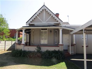 9 Bed House in Scottsville