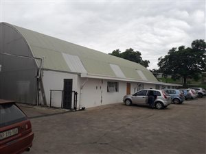 807 m² Industrial space in Pentrich