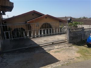 3 Bed House in Brookdale