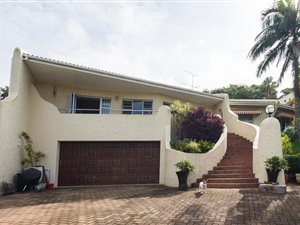 4 Bed House in Blythedale Beach