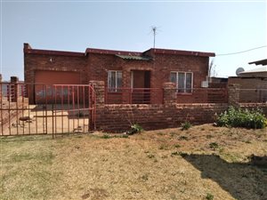 2 Bed House in Orange Farm