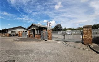 672 m² Commercial space in Kuilsriver