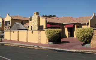 3 Bedroom Cluster in Hughes