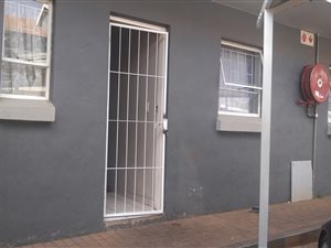2 Bed Apartment in Pollak Park
