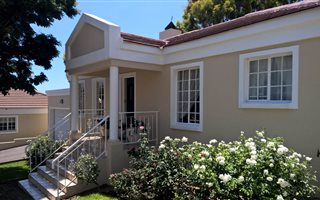 2 Bedroom House in Sterrewag