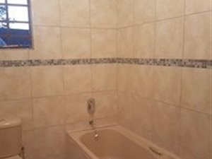 1 Bedroom Apartment in Dalpark Ext 6