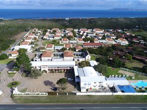 2 Bed Apartment in Keurboomstrand