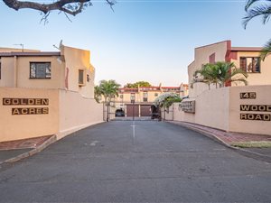 3 Bed Duplex in Montclair