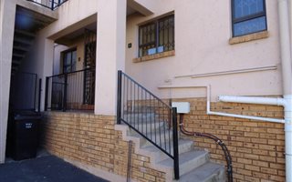 2 Bedroom Apartment in Grobler Park