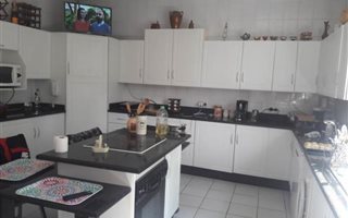 2 Bedroom Apartment in Sydenham