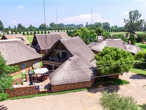 4 Bed House in Vaalview
