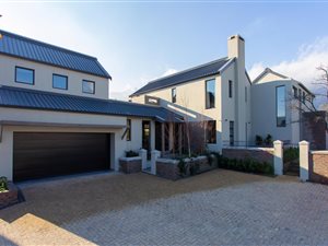 4 Bed House in Franschhoek