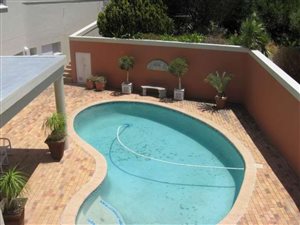 4 Bed House in Hermanus Heights