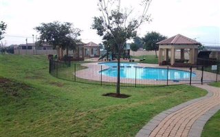 3 Bedroom Cluster in Albertsdal