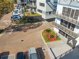 354 m² Commercial space in Bryanston