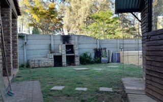 2 Bedroom Duplex in Bellairspark