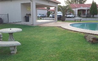 2 Bedroom Apartment in Emfuleni Golf Estate