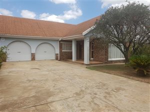3 Bed House in Flimieda