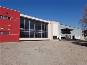 10680 m² Industrial space in Ormonde