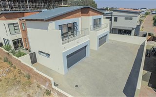 3 Bedroom Duet in Boardwalk
