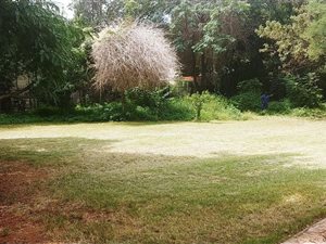 1276 m² Land available in Waterkloof