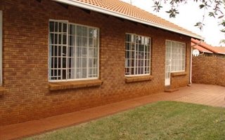 3 Bedroom Townhouse in Wierda Park