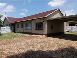 3 Bed House in Modder East