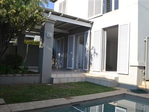 3 Bed Townhouse in Dainfern Golf Estate