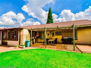 3 Bed House in Waldrift