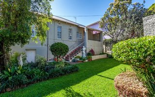 2 Bedroom House in Westdene