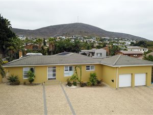Parow: Property and houses for sale 
