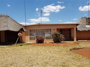 3 Bed House in Klerksdorp