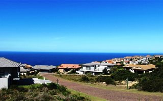 900 m² Land available in Mossel Bay Golf Estate