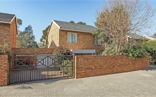 3 Bedroom Townhouse in Sundowner