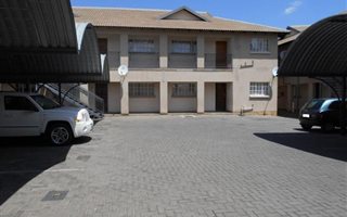 2 Bedroom House in Bo Dorp