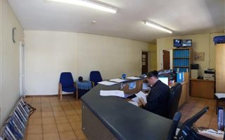 2400 m² Industrial space in Jet Park