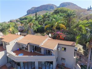 3 Bed House in Kosmos