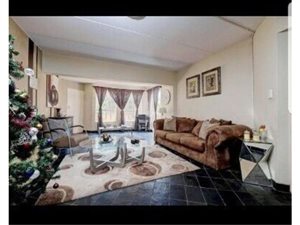 2 Bed Townhouse in Johannesburg North