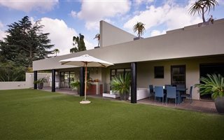 4 Bedroom Apartment in Strathavon