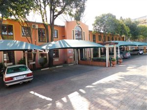 170 m² Office Space in Ferndale