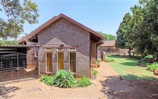 5 Bedroom House in Birchleigh
