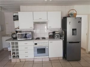 1 Bed Apartment in President Park