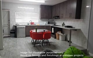6 Bedroom House in La Colline