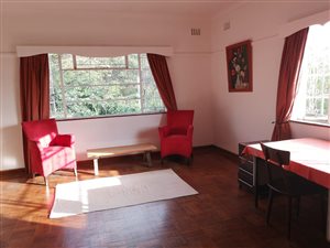3 Bed House in Manor Gardens
